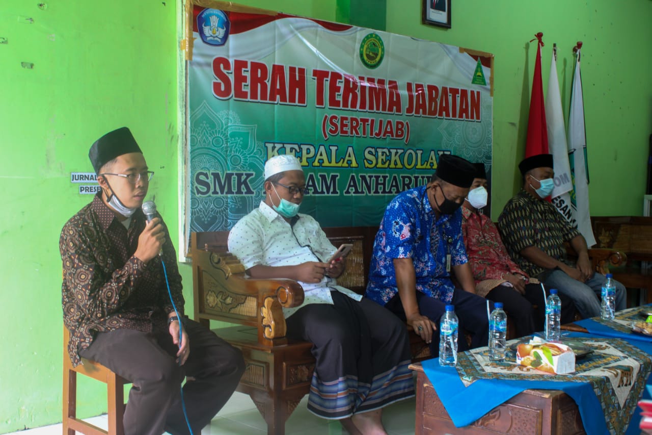 SERAH TERIMA JABATAN KEPALA SEKOLAH SMK ISLAM ANHARUL ULUM DI MASA